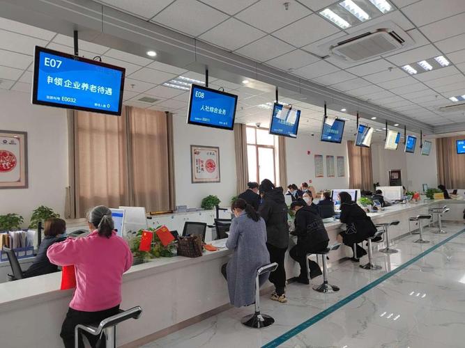 恒安医保卡过期怎样换？亲历者教你3步搞定，避免白跑一趟